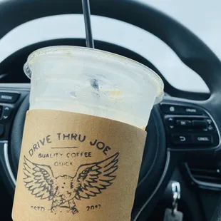 Vanilla-macadamia Nut Iced Latte