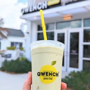 This is the &quot;Avocado Greens&apos;&quot; no greens in here but the avocado.  Avocado, pineapple, almond milk &amp; Brazil nuts. Delicious!