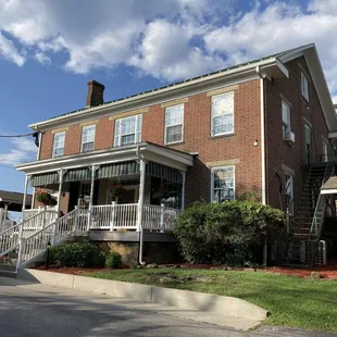 July 22, 2023 - Drover's Inn, Wellsburg, VA