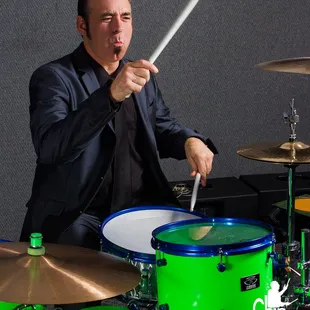#chipritter #sticktricks #showmanship #drums #drummer #drumming #lessons #drumlessons #yelp ​