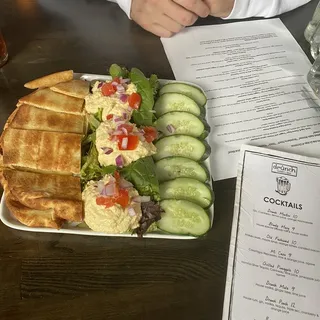 Avocado Hummus
