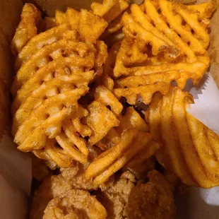 Fried shrimp and waffle fries