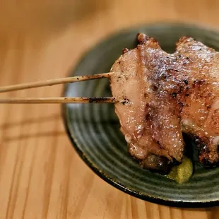 Teba-saki (chicken wings with lemon)