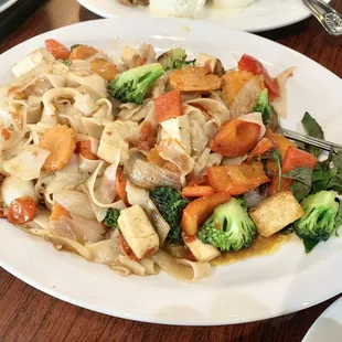 Drunken noodles. Same flavor but different taste because it isn&apos;t FRESH noodles