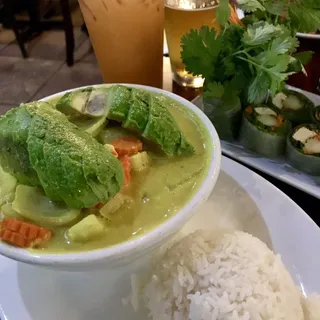 Avocado Yellow Curry