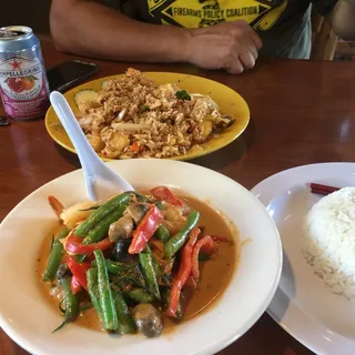 F3. Pineapple Fried Rice