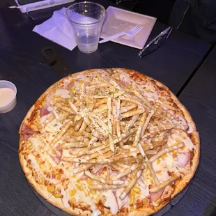 Fries Bomb Pizza