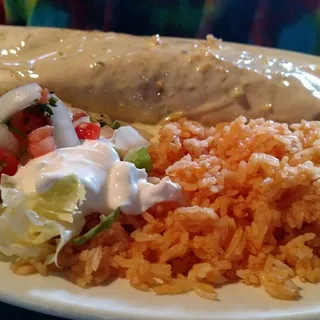 Loco Pollo Burrito