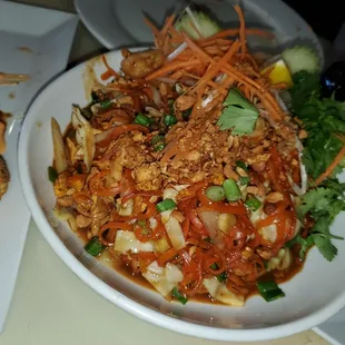 Chicken pad thai lowest level of hot