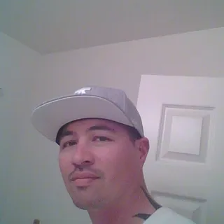 Chris L.