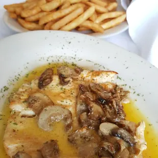 Boneless chicken breast with wild mushrooms