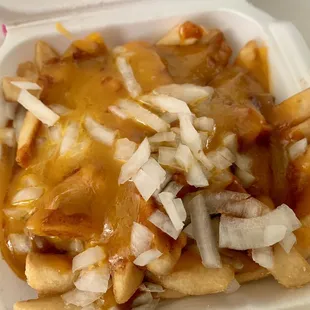 Chili Cheese Fries with onions