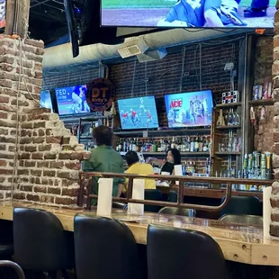 Bar at DT Kirby&apos;s