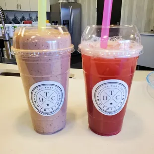 a smoothie and a smoothie