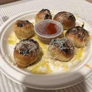 Garlic knots