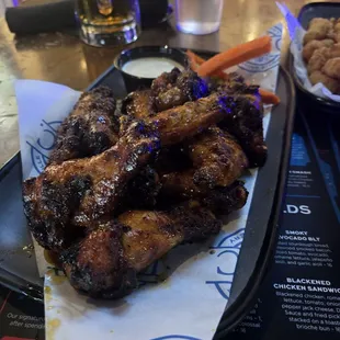 chicken, bbq wings, chicken wings and fried chicken, poultry, fried chicken wings, fried chicken, chicken wings, bbq chicken, food