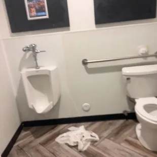 Can&apos;t refill toilet paper