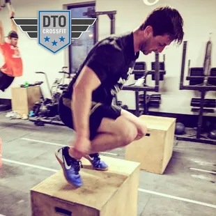 Co-owner Zach Bowen getting some box jumps in during 17.1