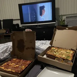 Goomba Pepperoni Pizza &amp; Garlic Cheese Sticks