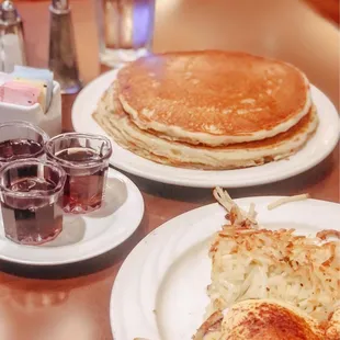 Pan cake and eggs Benny