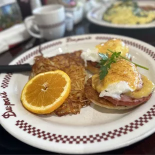 Eggs Benedict with Hashbrown