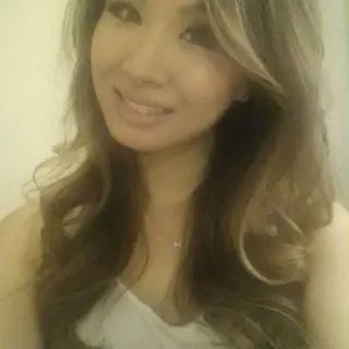 Lily T.