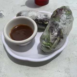 A6. 2 Piece Vegetarian Spring Roll