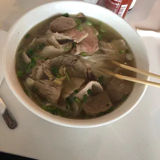 6. House Pho