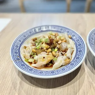 Wontons With Chili Oil Sauce