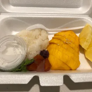 Mango sticky rice