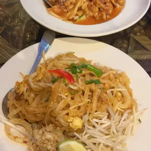 Pad Thai  Curry