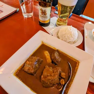 Beef Massamun (GF)