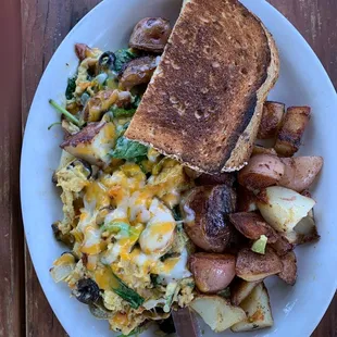 Veggie Scramble with country potatoes and whole wheat toast