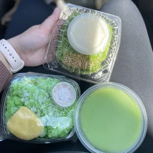 A bunch of pandan desserts!