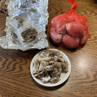 Nem chia $12 &amp; Gio thu $12