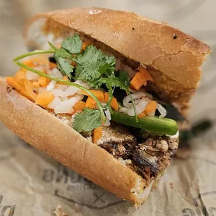 sardine bánh mì