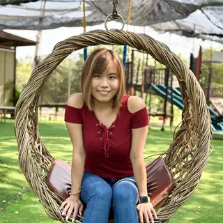 Belle J.