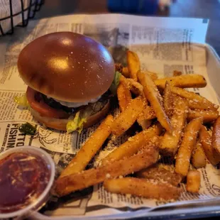 Smashburger w truffle parmesan fries