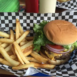 Cheeseburger and fries.