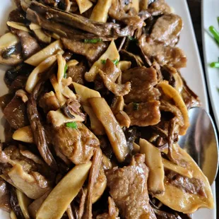 Beef with mushrooms