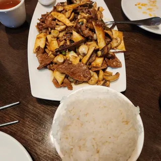Beef with Mixed Mushroom