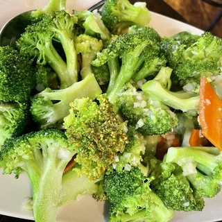 Broccoli with Garlic Sauce
