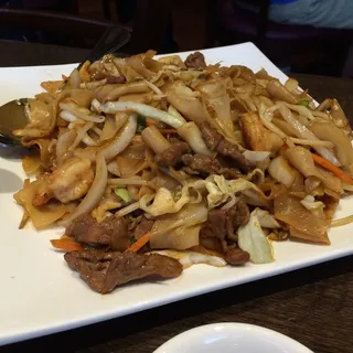 Combination Chow Fun