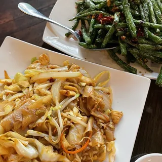 Hot and Spicy Chow Fun