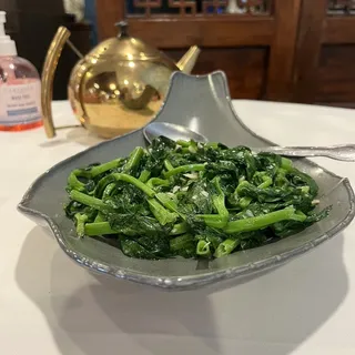 Stir Fried Snow Pea Leaf and Garlic
