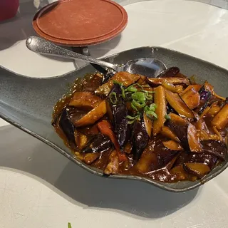 Eggplant with Spicy Garlic Sauce