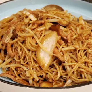 Stir-Fried Noodle with Beef and Ong Choy in XO Sauce