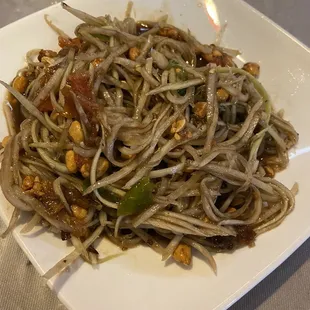 Small papaya salad, delicious and great price!