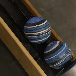 Balls to roll