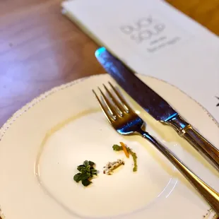 Soft shell crab with a pinch salad and micro-roe